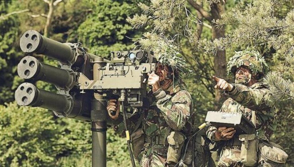 Η Βρετανία αποδεσμεύει στρατιωτική βοήθεια ακόμα 1 δισ. λιρών για την Ουκρανία